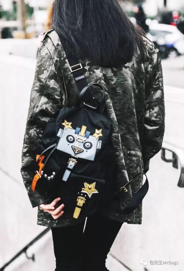 prada三合一小牌子,prada官方旗舰店包包