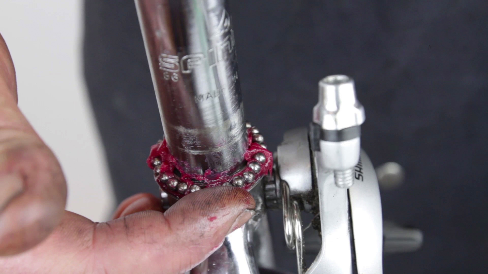 养护油正确使用方法自行车,自行车组装需要加润滑油吗