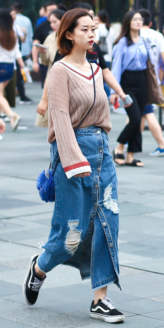 温暖柔软的毛衣,温暖厚重的毛衣有着非凡的热情