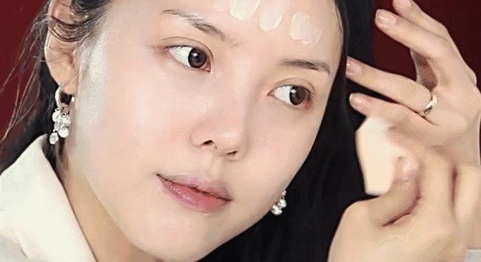 不用粉底但遮瑕的底妆,没有粉底液遮瑕怎么化底妆
