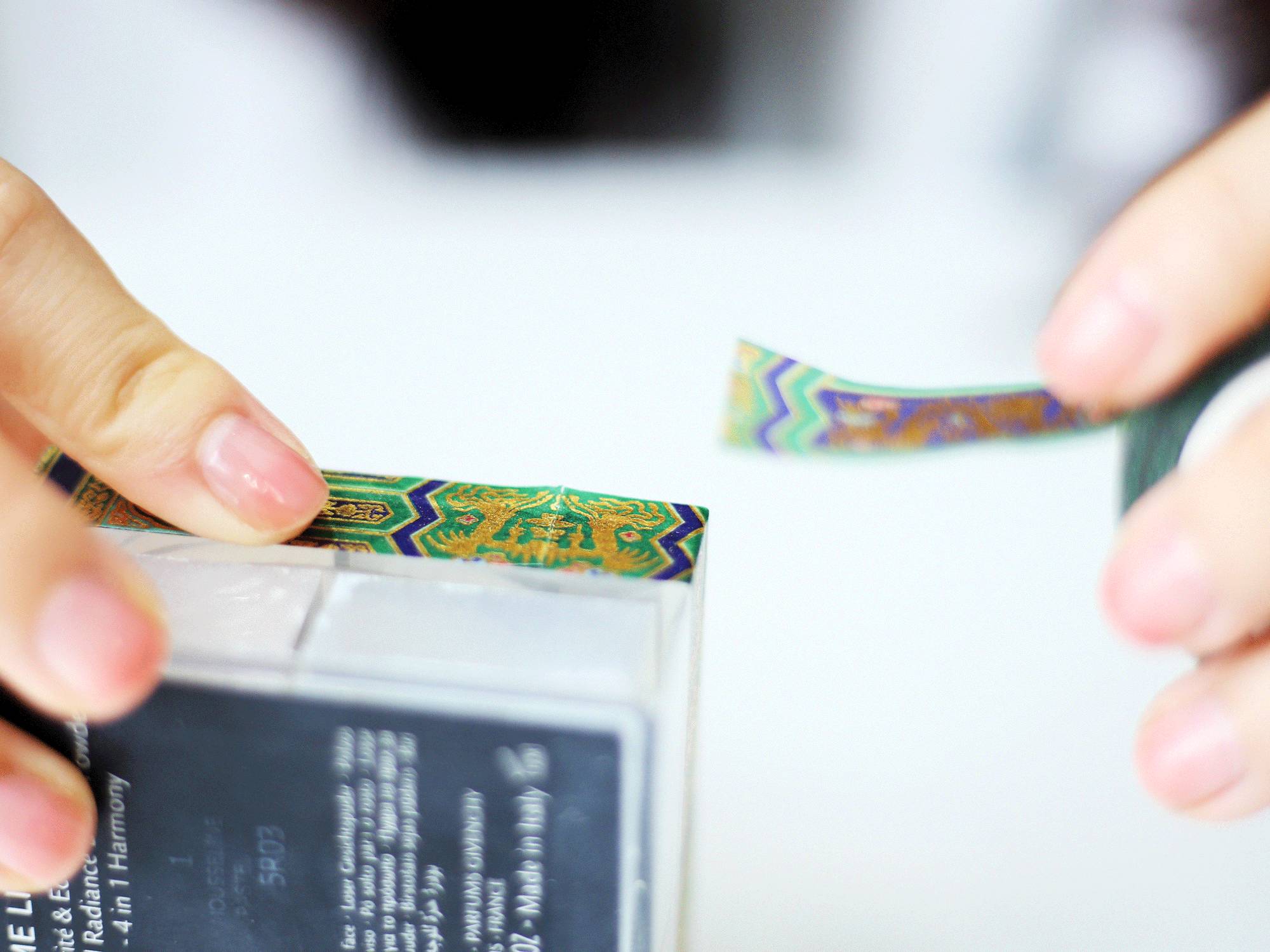 我在故宫修文物的主题海报的寓意,我在故宫修文物海报用的什么字体