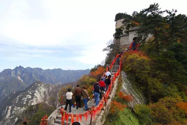 徐霞客来华山游记是哪一年,徐霞客对华山的评价