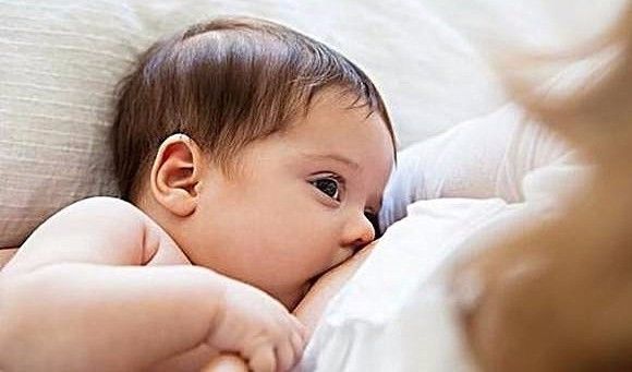 一岁宝宝爱出汗是体虚还是缺钙,宝宝睡觉出汗是不是因为热