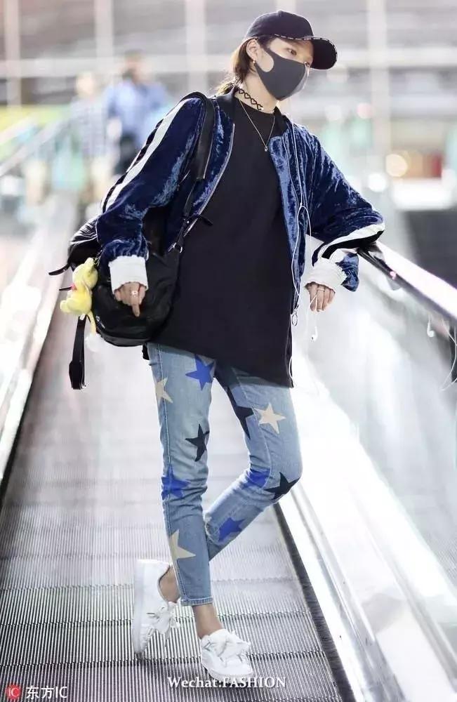 刘诗诗唐嫣甜蜜日常,一入秋便是深秋