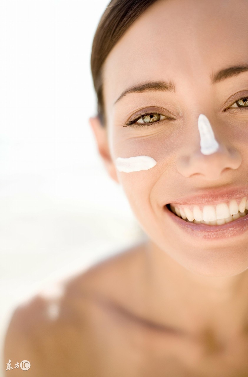 脸上白斑怎么消除黑色素,脸上白斑消除最简单方法