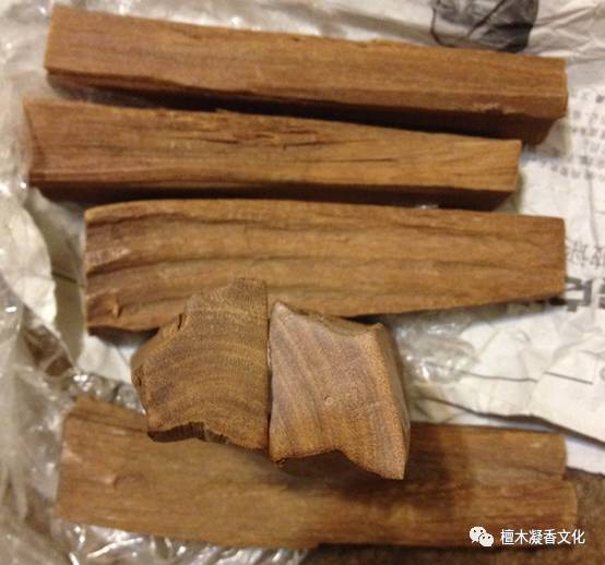 老山檀和天然檀香有什么区别,檀香是怎么样的