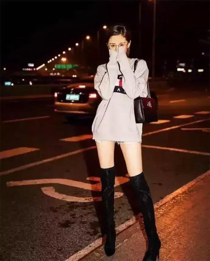 杨幂王子文同款鞋子,王子文杨幂都这么穿