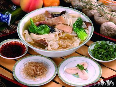 河南烩面大杂烩,河南烩菜面和烩面