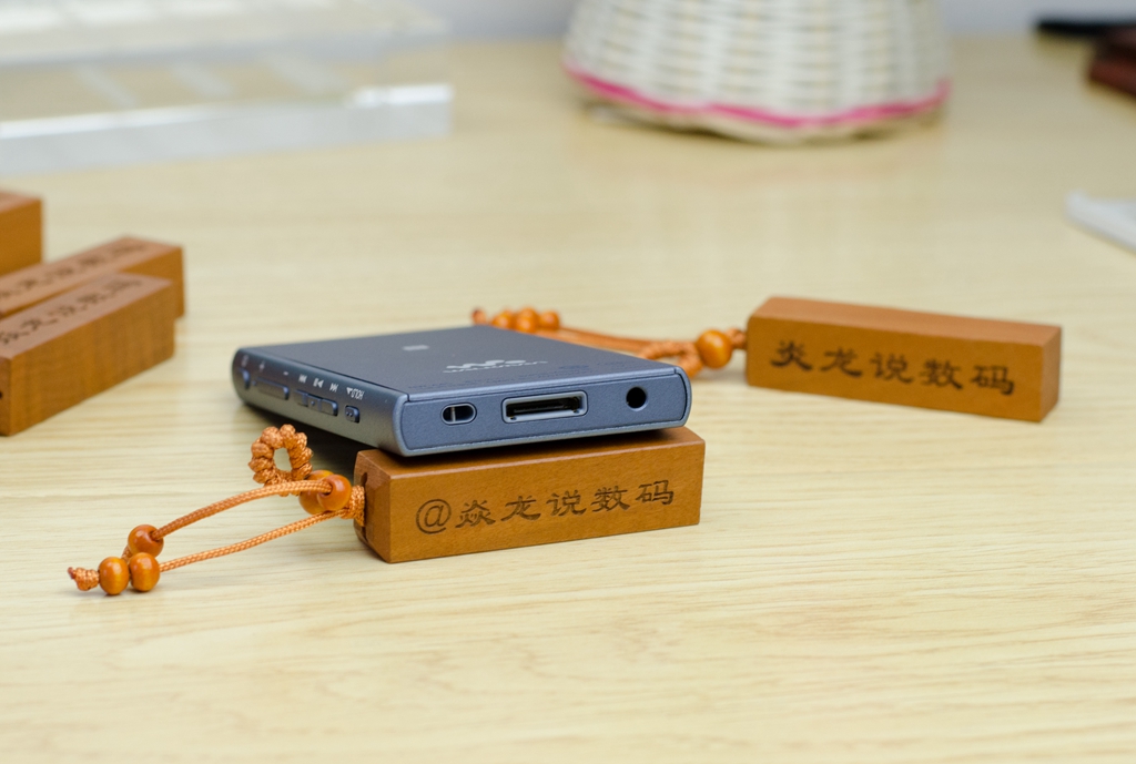 iPod已去，信仰不灭！索尼中端*放播**器值得买么？