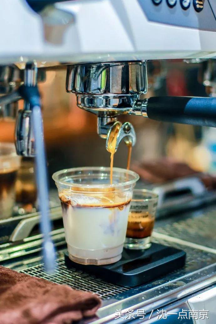 我们聊聊咖啡，聊聊甜品，聊聊南京那些个甜蜜的午后