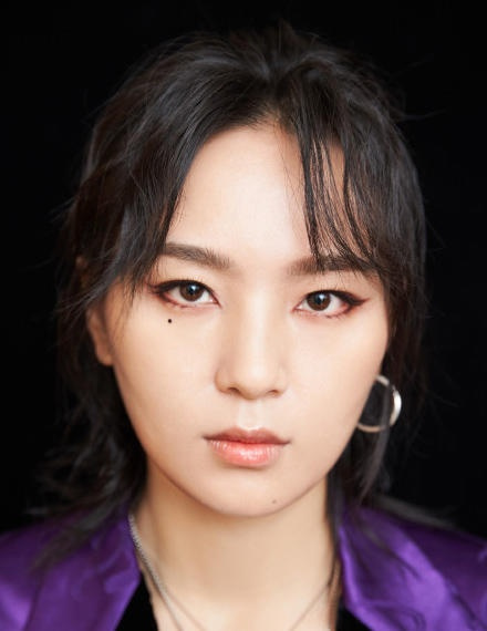 缩小版周笔畅,大脸变小的视频