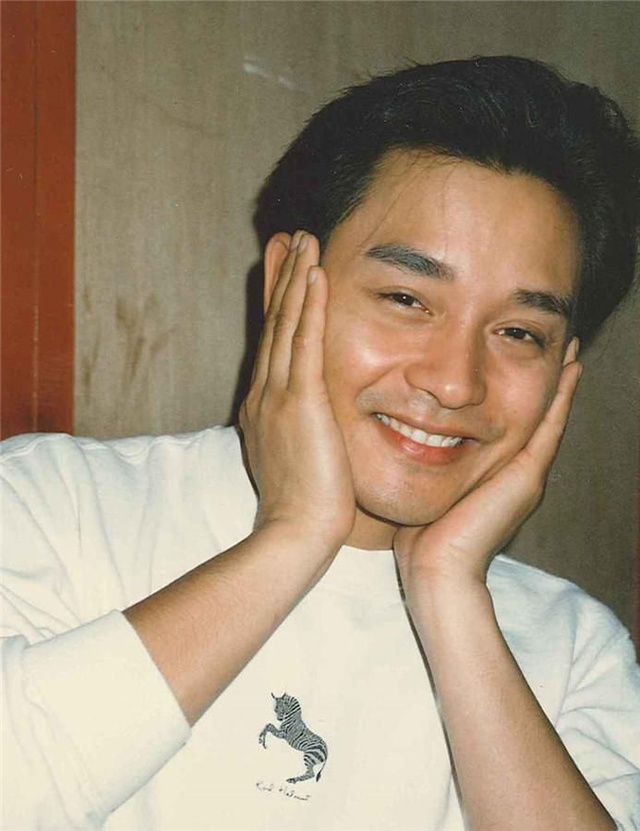 张国荣周星驰谁更有地位,张国荣与周星驰影响力