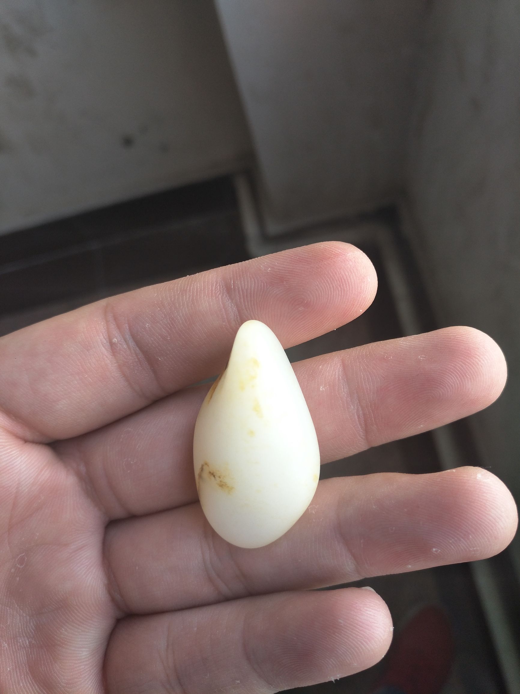 新疆和田玉羊脂籽料重29g,重7.51克玛瑙玉石多少钱