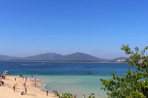 我到过许多地方是指哪里,我去过的地方皆是你看过的风景