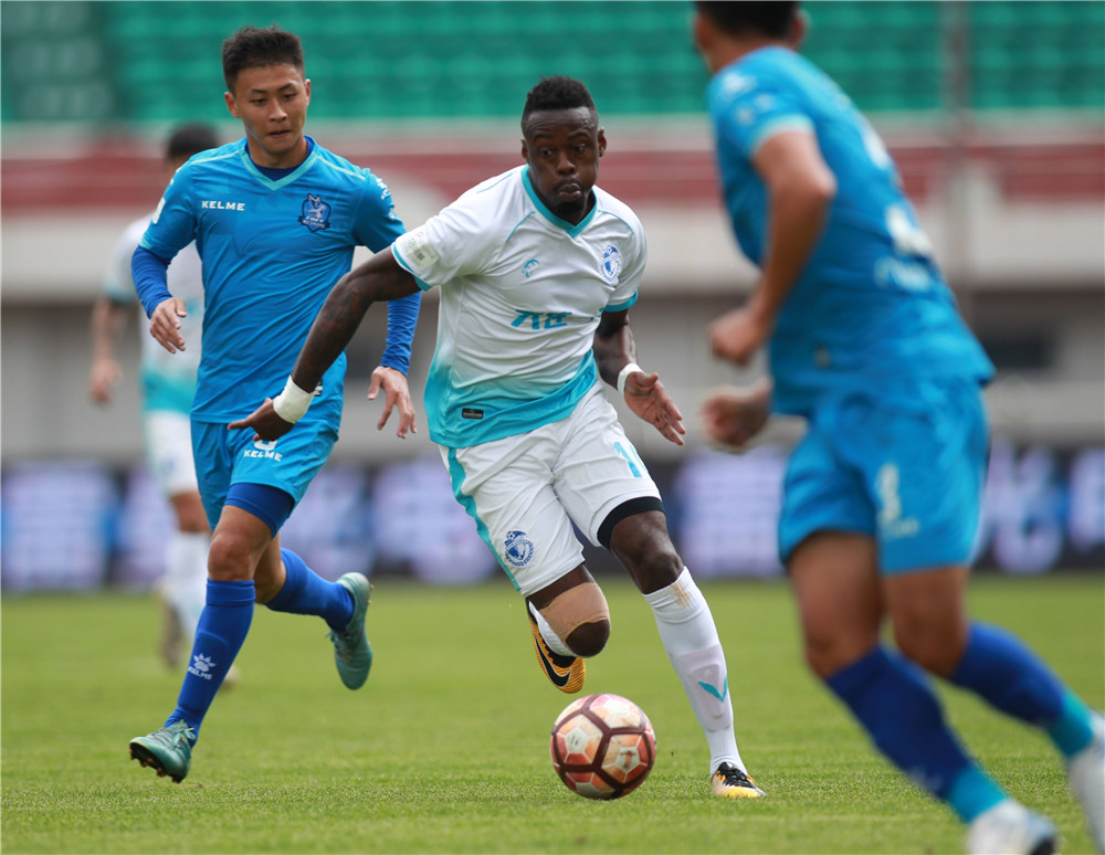 博利头球,大连一方足球最新战况