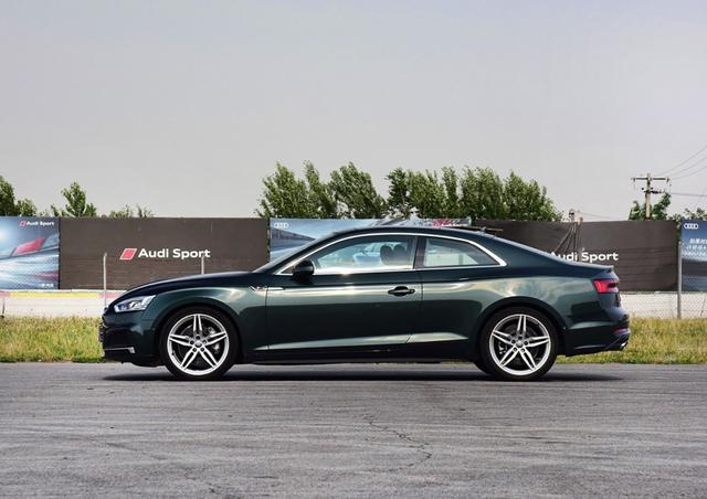 奥迪a5丐版和a4l顶配哪个贵,奥迪a5比奥迪a4短多少