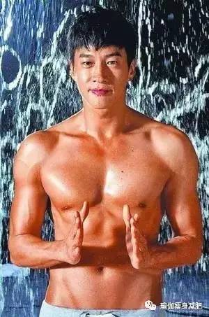 人鱼线跟马甲线都长什么样子,马甲线是怎样的人鱼线又是怎样的