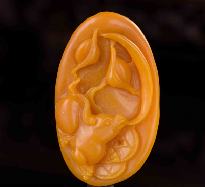 黄龙玉的历年价格,价值20万的黄龙玉