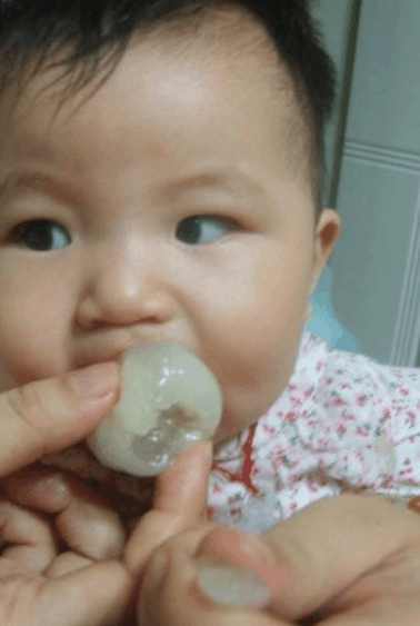 小孩荔枝吃多了会怎么样,千万别给孩子吃太多荔枝