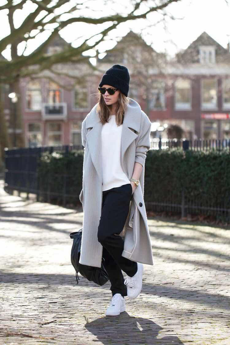 时尚潮人麦昆小白鞋穿搭,潮人必备小白鞋