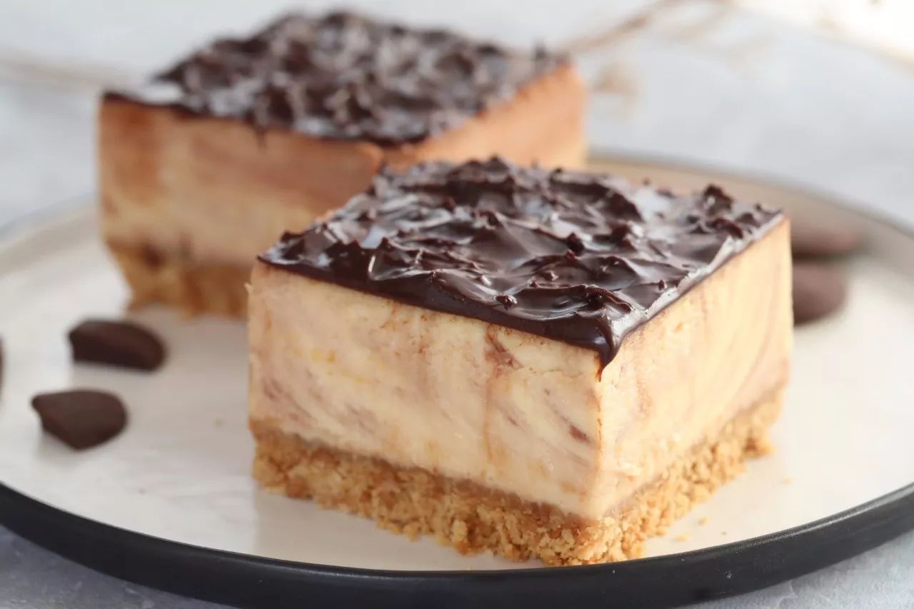 家庭蛋糕最简单裱花做法,家庭蛋糕裱花最简单做法