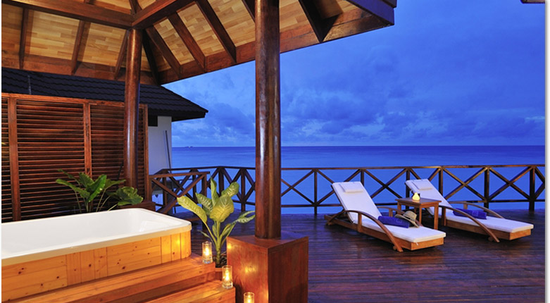 马尔代夫鲁滨逊岛美景,海岛旅游胜地马尔代夫岛