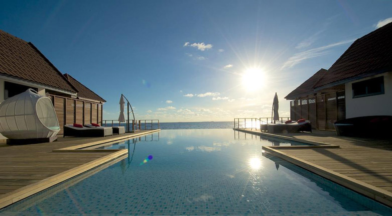 马尔代夫鲁滨逊岛美景,海岛旅游胜地马尔代夫岛