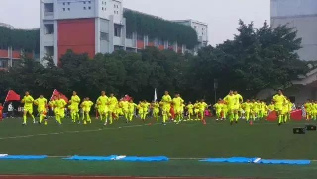 学校运动会第一名是谁,运动会班级风采展示第一名