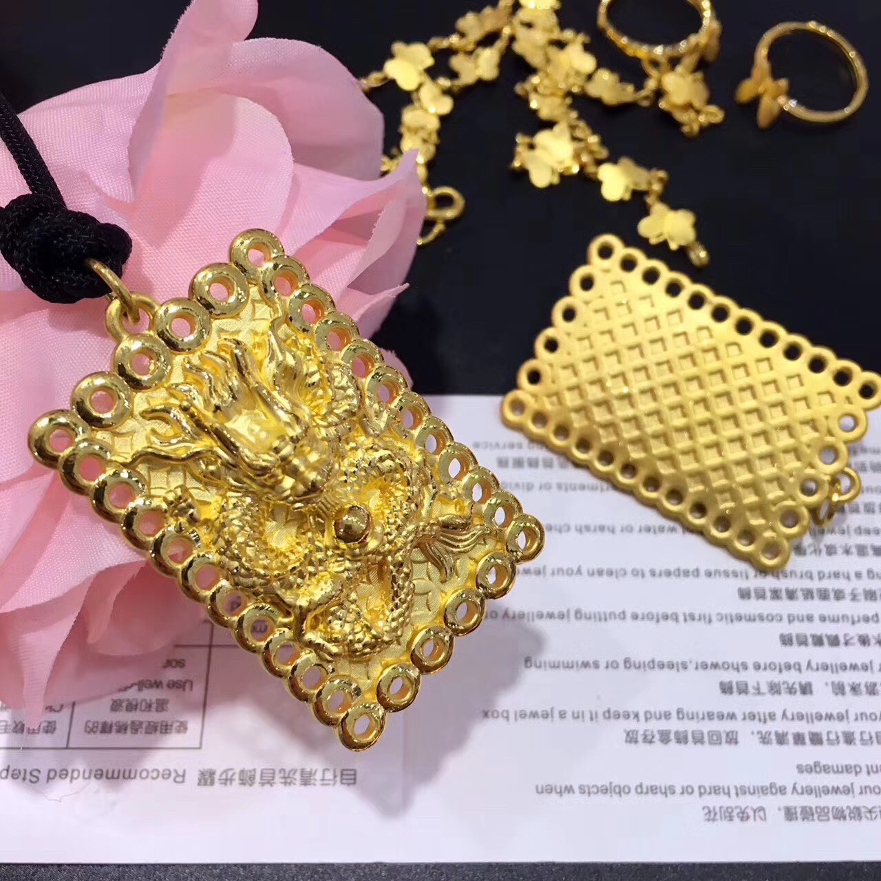 你在专柜买的都是正品吗,在专柜买的黄金是真的吗