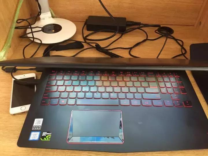 开机加输密码总共7秒钟！拯救者R720，就是这么顺畅~