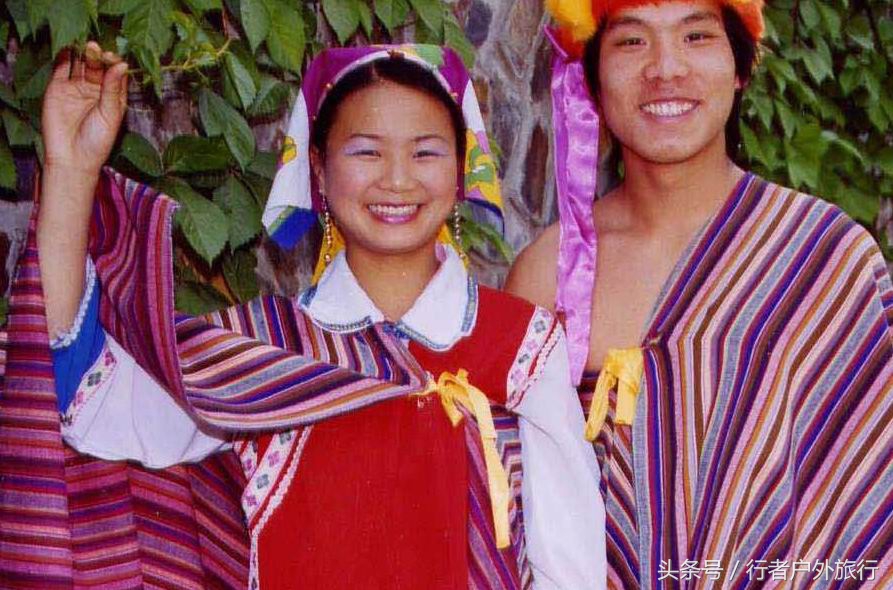 56种民族传统服饰在一起,五十六个民族服饰你更喜欢哪个