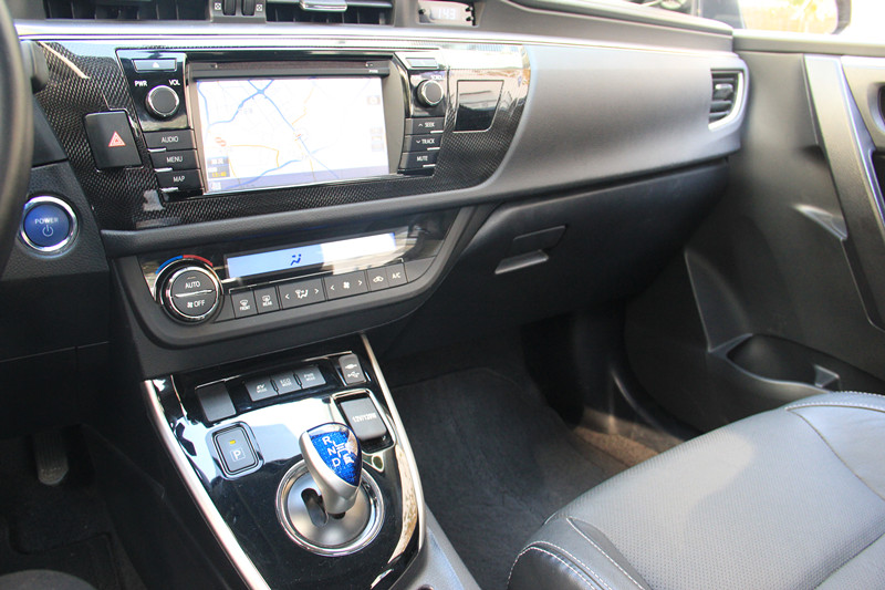 开了60万公里雷凌双擎,开了一天车油表不动