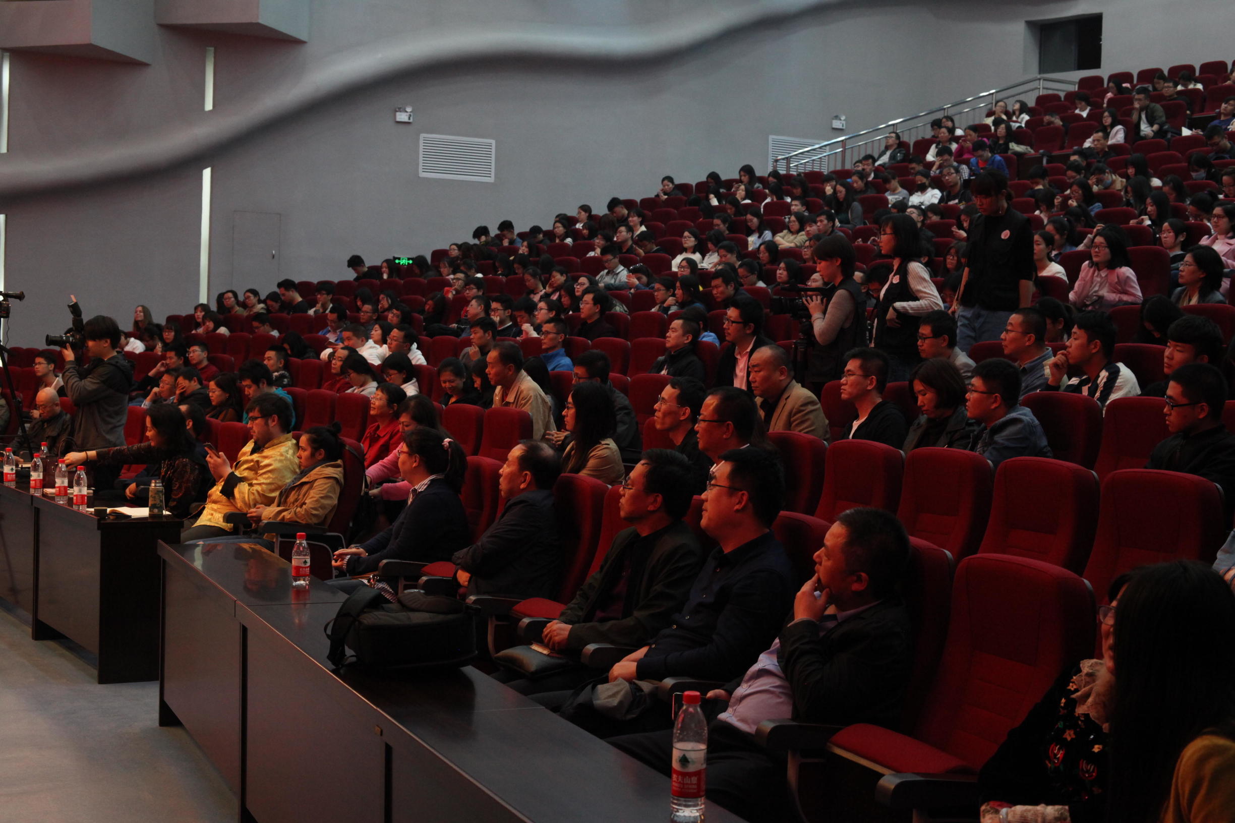 窦娥冤六月飞雪！听任法融道长阐释“道理”