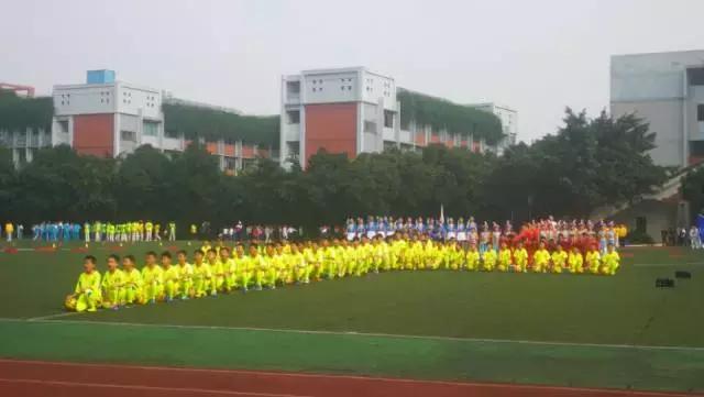 学校运动会第一名是谁,运动会班级风采展示第一名