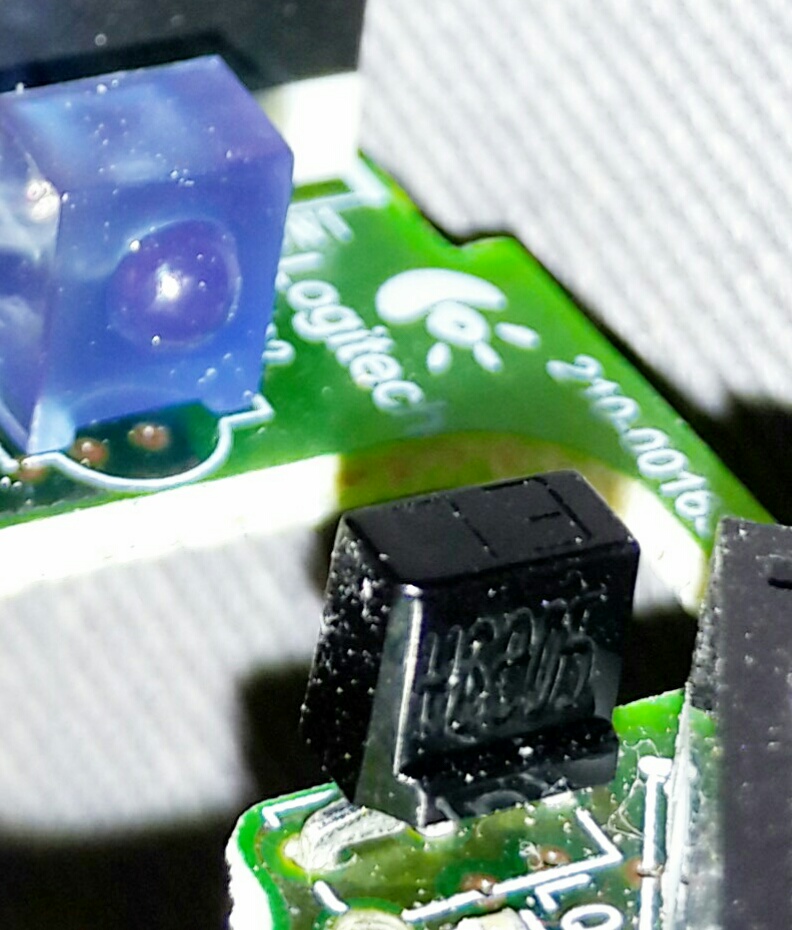 罗技m186无线鼠标电池能充电吗,罗技m186无线鼠标分解图