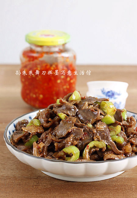 袁厨师爆炒杭椒鸡杂,家常菜刘凯爆炒鸡杂