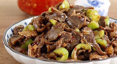 袁厨师爆炒杭椒鸡杂,家常菜刘凯爆炒鸡杂