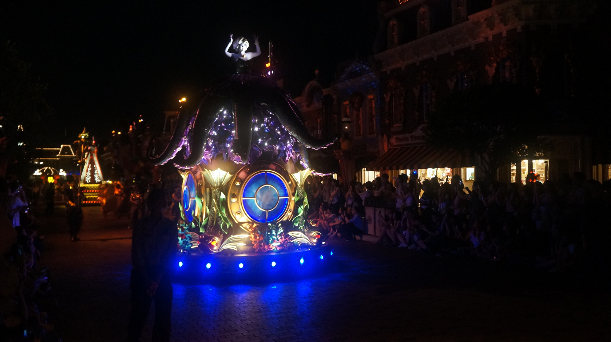 万圣节去香港迪士尼双人套餐,香港迪士尼万圣节主题乐园