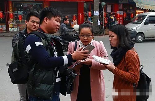 寰晢闄瀛愭專閽变袱涓嶈,鐪嬬潃瀛╁瓙鍋氬井鍟嗚禋閽变袱涓嶈