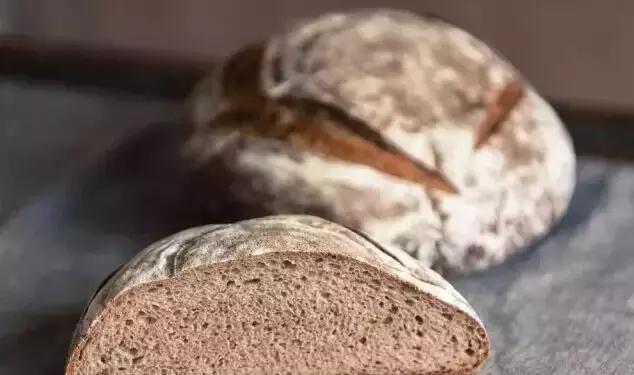 如何防止面包生霉,面包发霉的原因及防治方法详解
