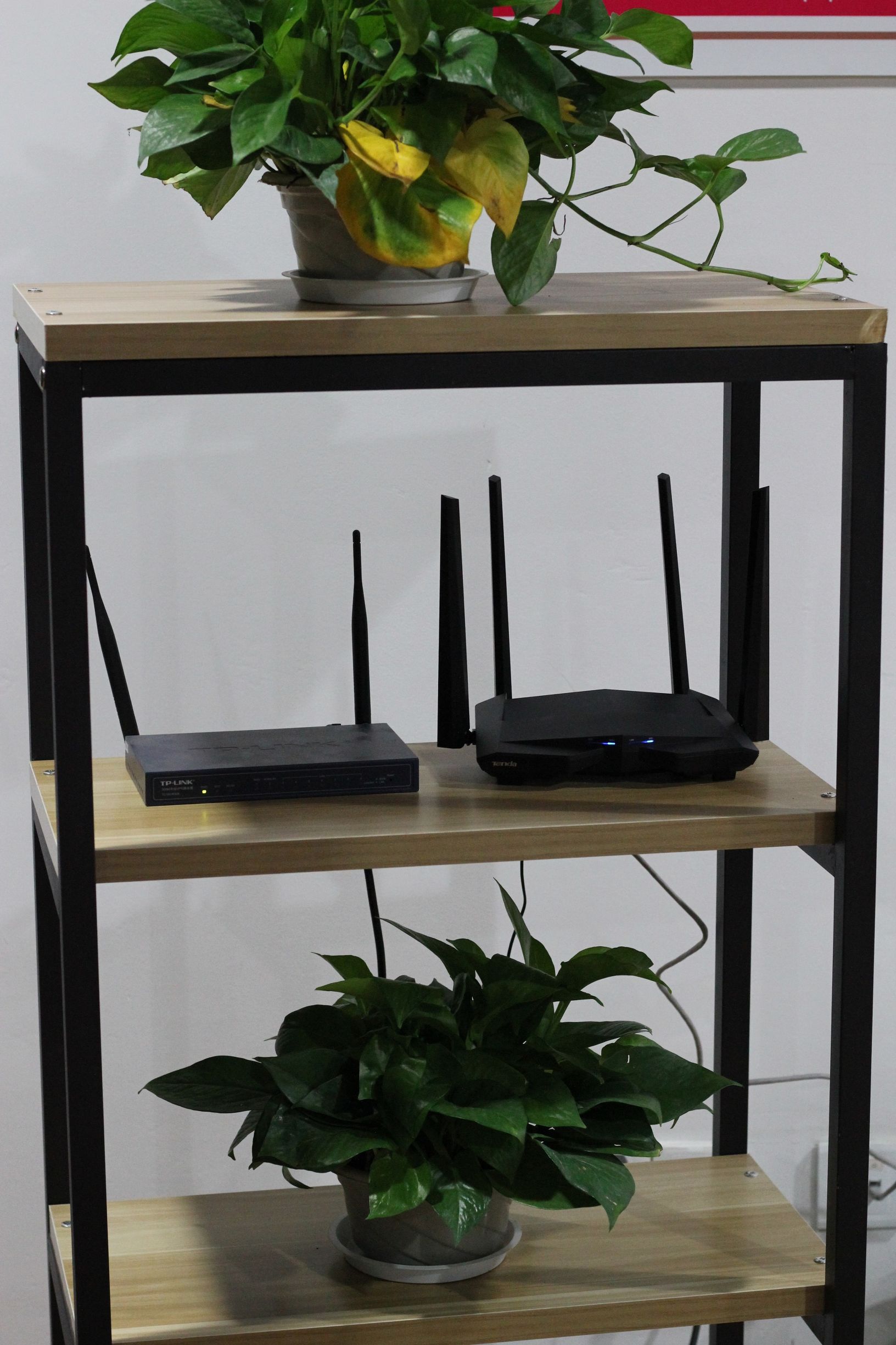 腾达ac10千兆路由器穿墙,腾达ac10与小米4a穿墙效果