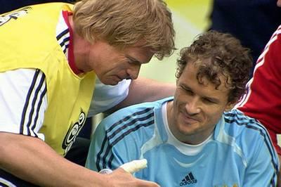 足球场上那些感人的瞬间,足球粉丝感动瞬间