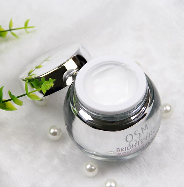 保湿效果最好的素颜霜,补水保湿素颜霜推荐