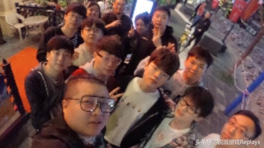 “妹驼”组合再聚首时隔一年感情依旧