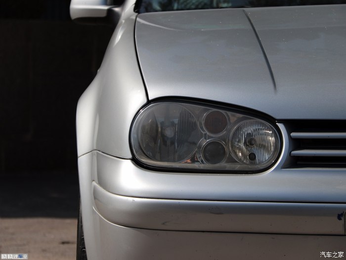 两万块钱能买到几年的高尔夫,两万多块钱买个二手车