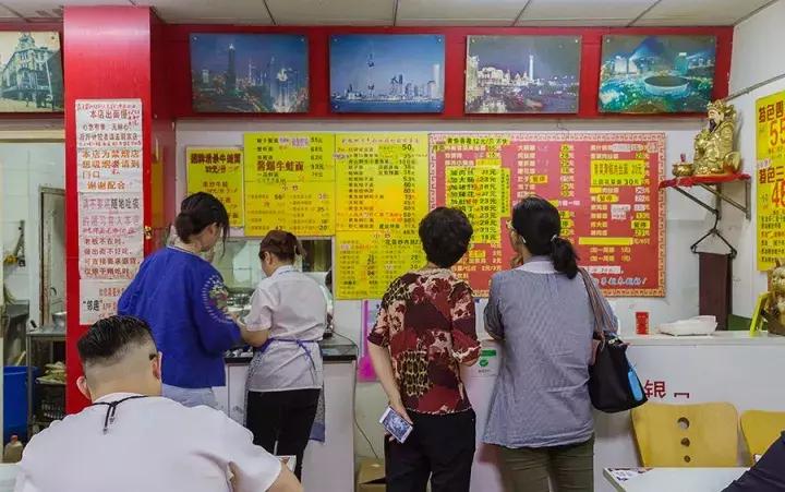 上海必吃榜第一名黄鱼面,上海50一碗的黄鱼面