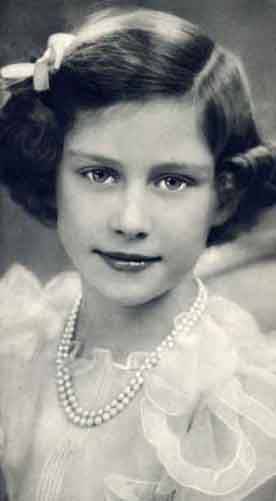 白珍珠漂亮还是灰珍珠漂亮,十大必买珍珠款式经典