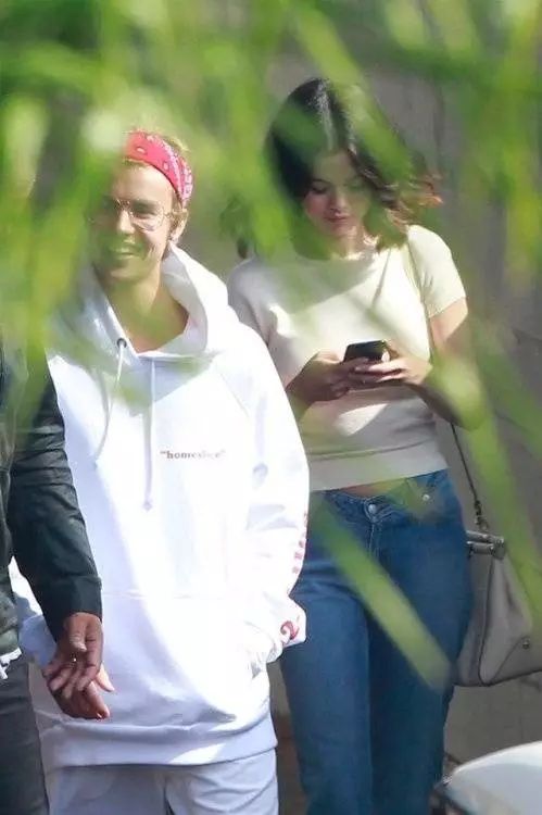 赛琳娜贾斯汀比伯撕破脸,比伯赛琳娜撕破脸