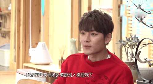 陈翔左耳失聪还能唱歌吗,陈翔耳朵失聪