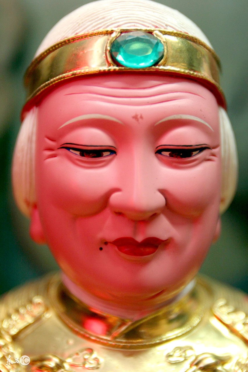 警惕判断黑痣恶变的七个早期信号,黑痣癌变会有什么症状